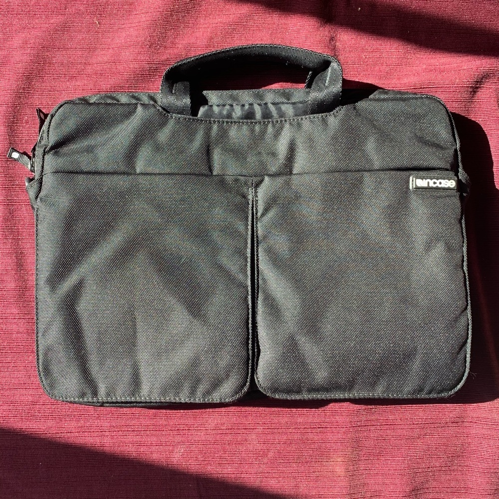 Incase 13-13.1” laptop bag